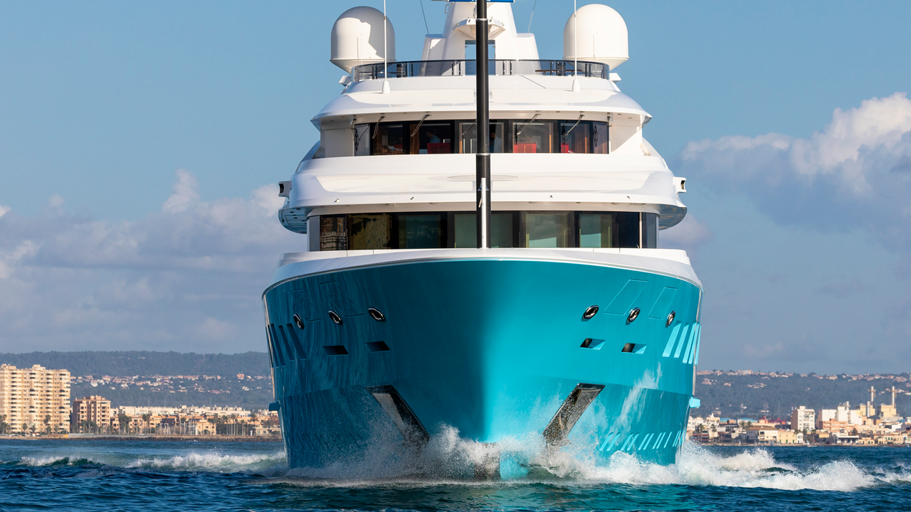 superyacht axioma