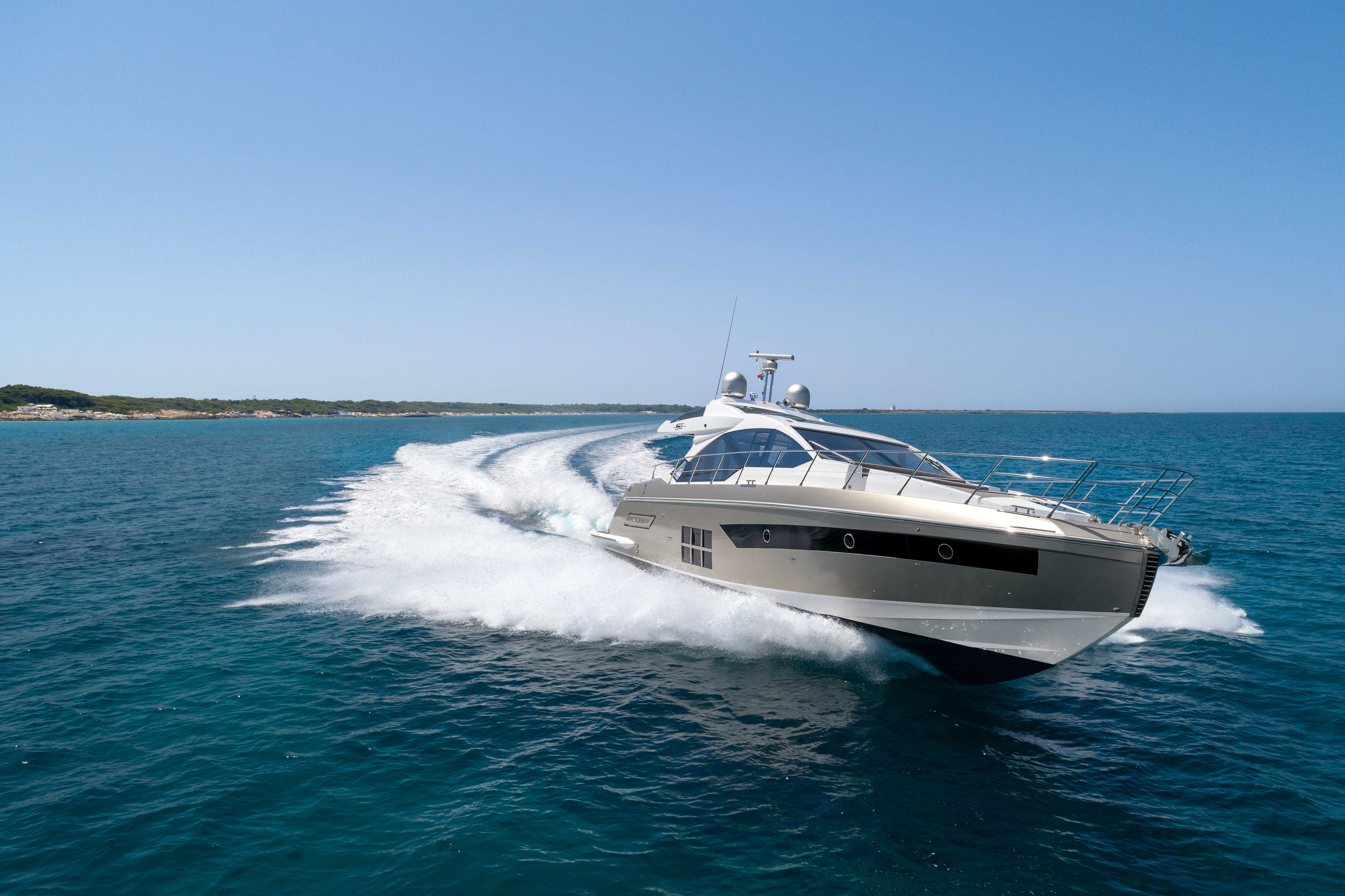 princess yachts vs azimut