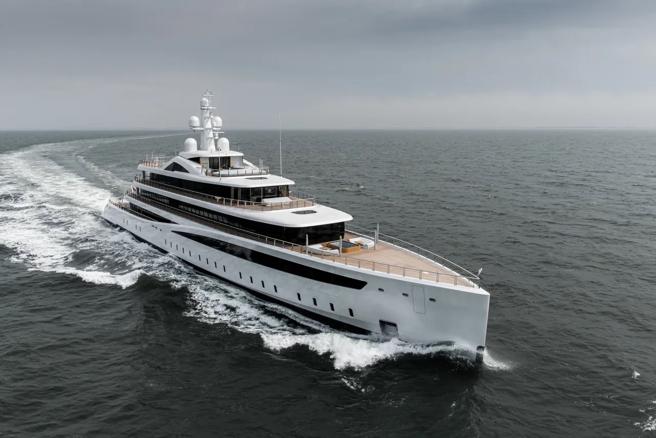 10 superyachts