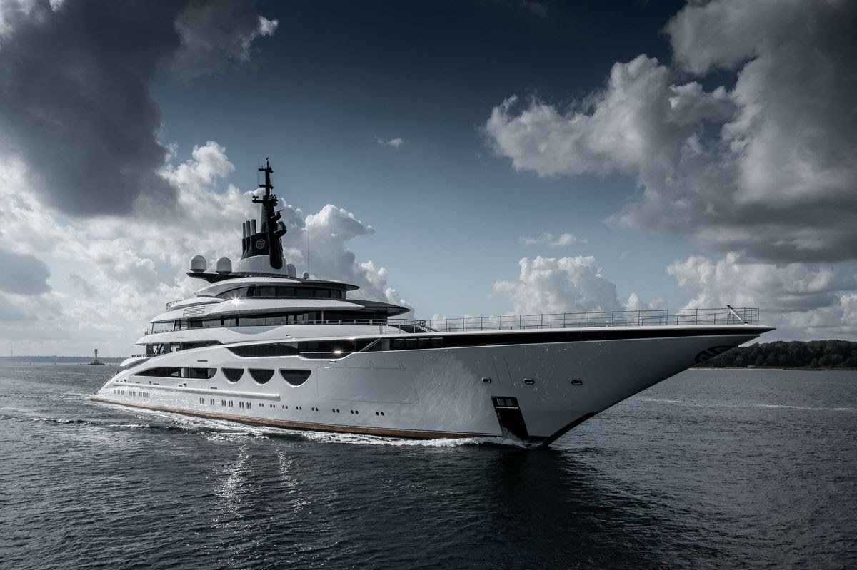  Business - Feadship opens new sustainable