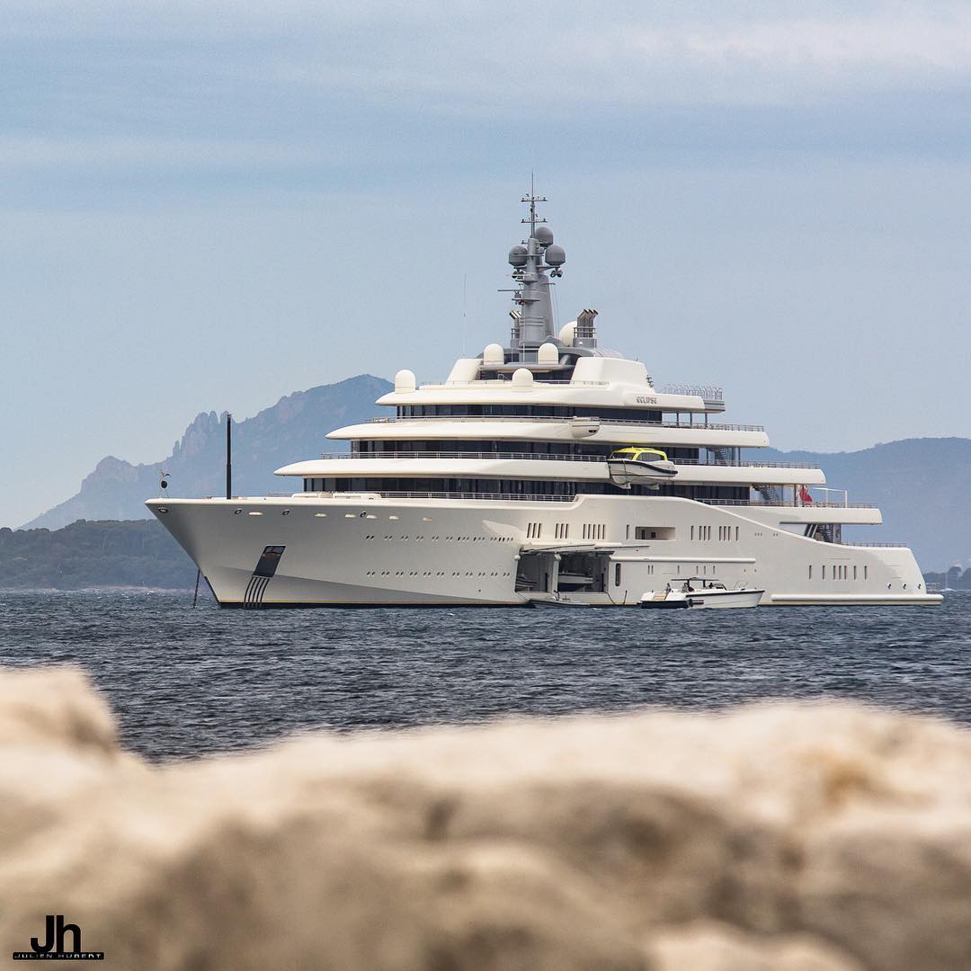 yachts of russian oligarchs