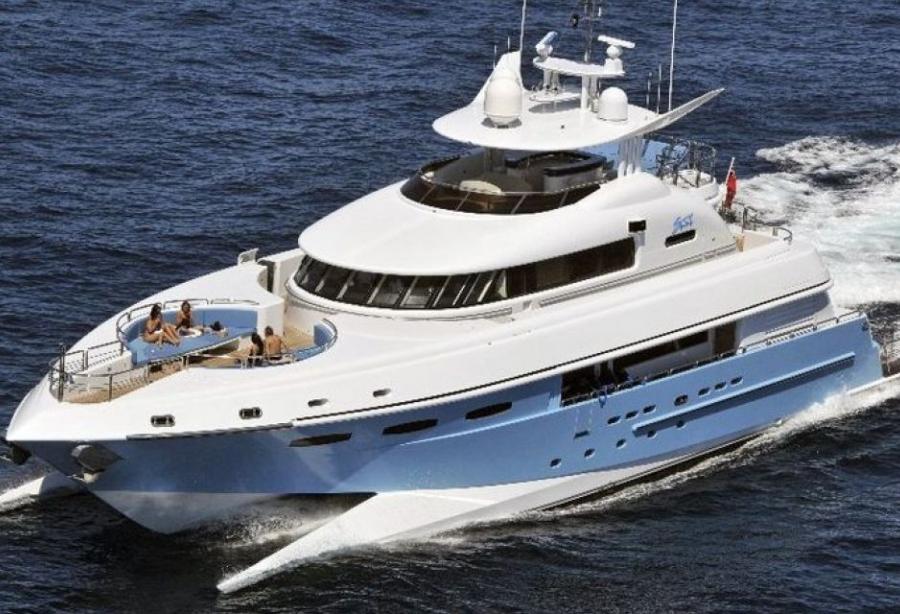 yacht Spirit