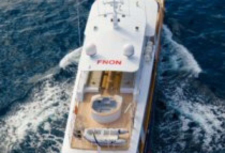 yacht Paolyre