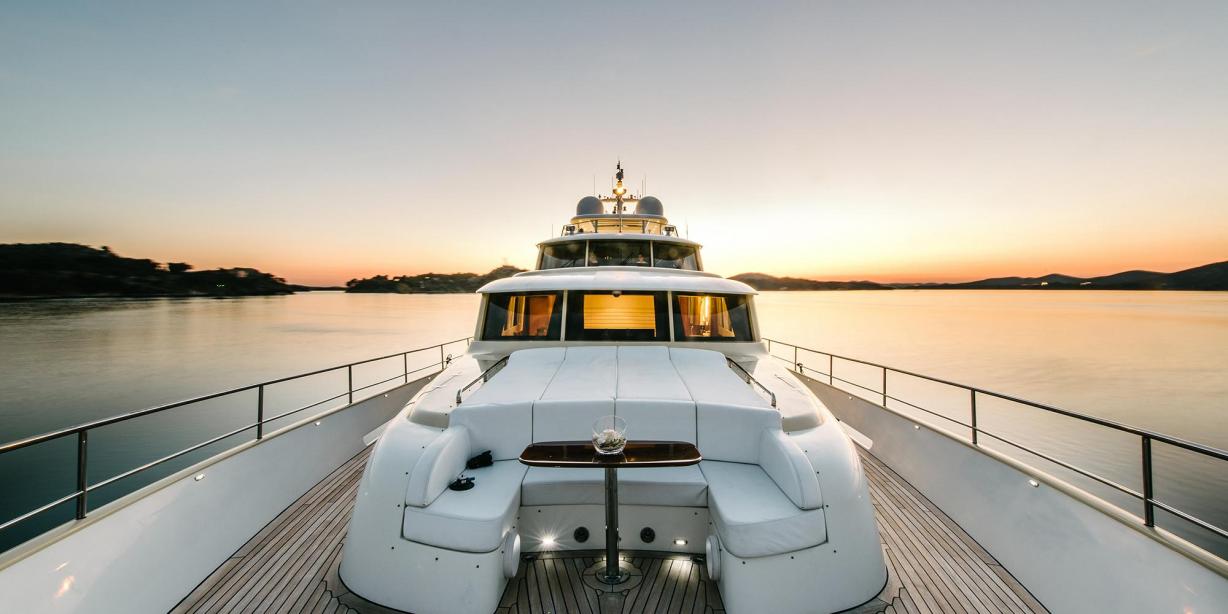 yacht Perla Nero