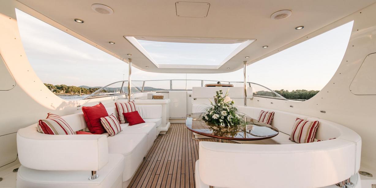 yacht Perla Nero