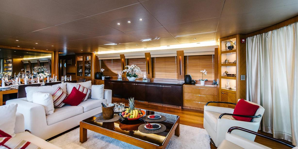 yacht Perla Nero