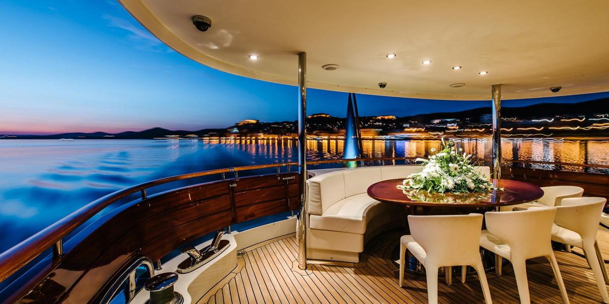 yacht Perla Nero