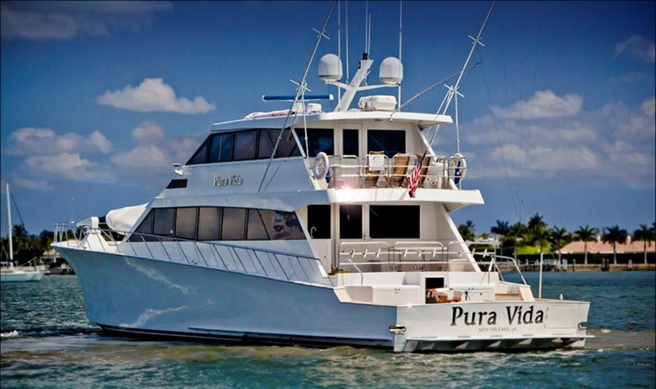 yacht Pura Vida