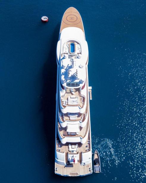 Motor Yacht Quantum Blue Lurssen Yacht Harbour