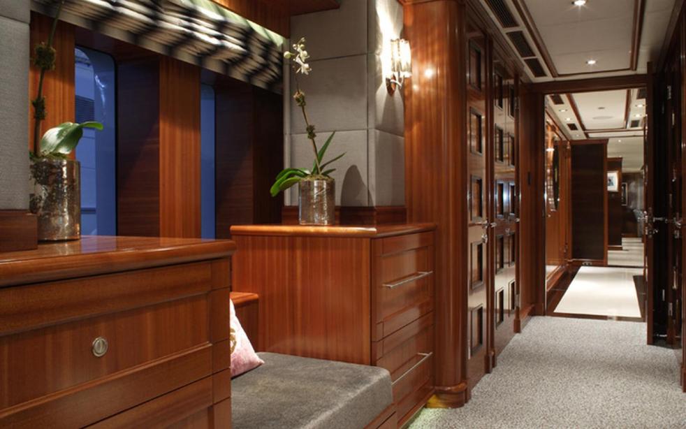 yacht Ocean Club
