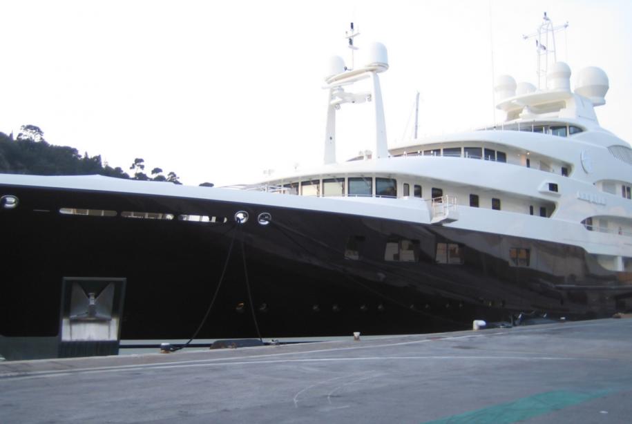 yacht Sarafsa