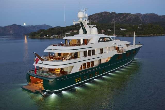 who owns the sea owl yacht