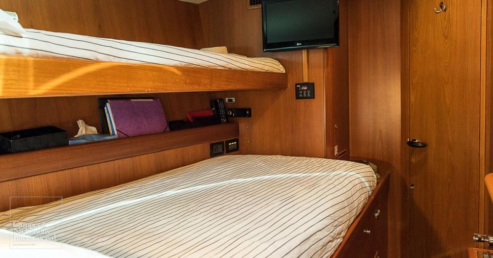 yacht Sindonemo