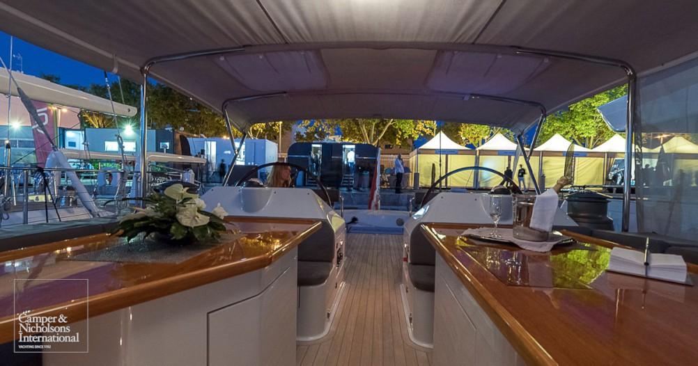 yacht Sindonemo