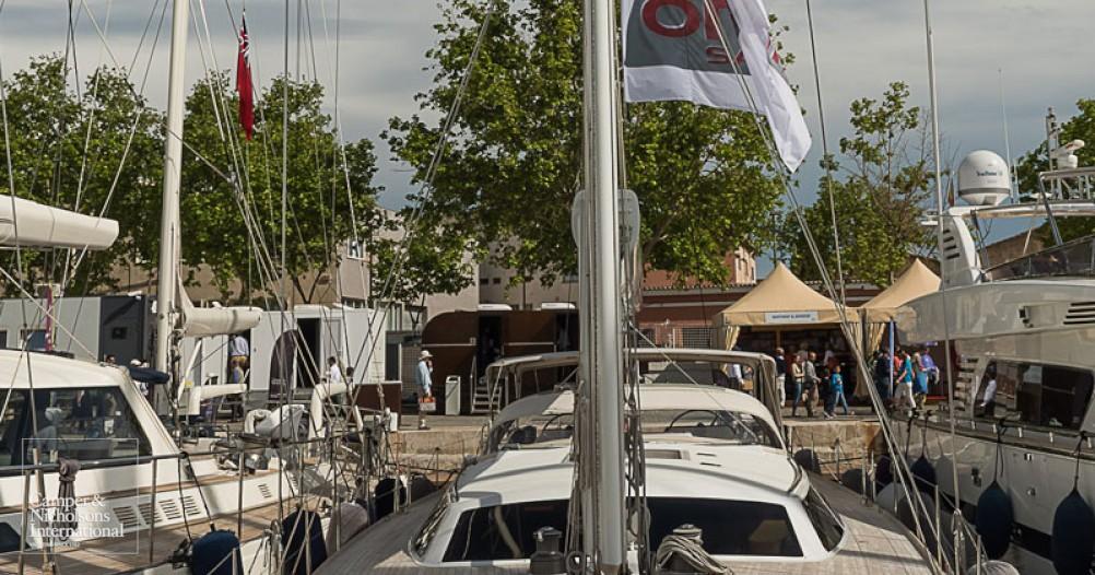 yacht Sindonemo