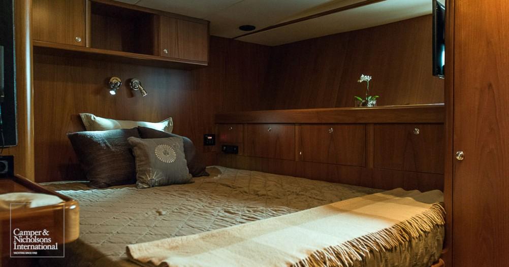 yacht Sindonemo