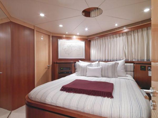 yacht Spirit