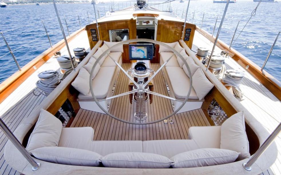 yacht Annagine