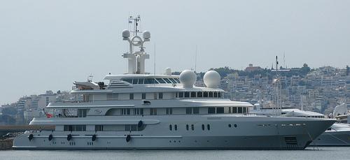 yacht Tueq