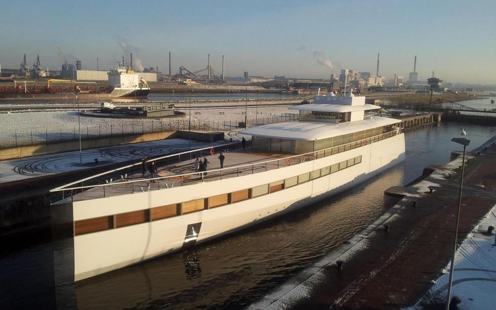 steve jobs yacht venus