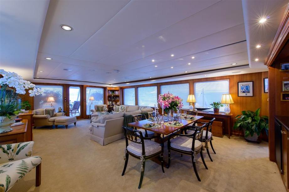 yacht Silver Seas