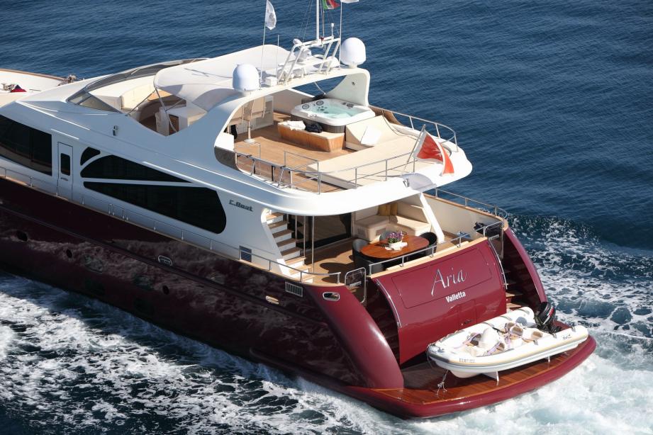 yacht Aria