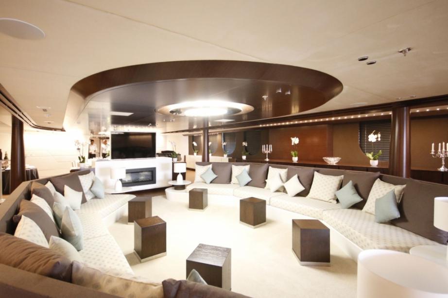 yacht Katina