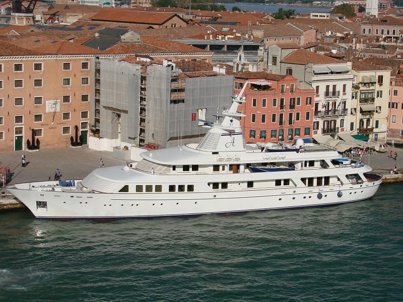 yacht Astarte II
