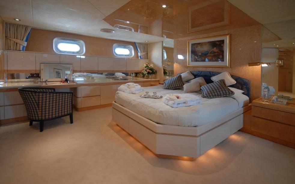 yacht Ladyship
