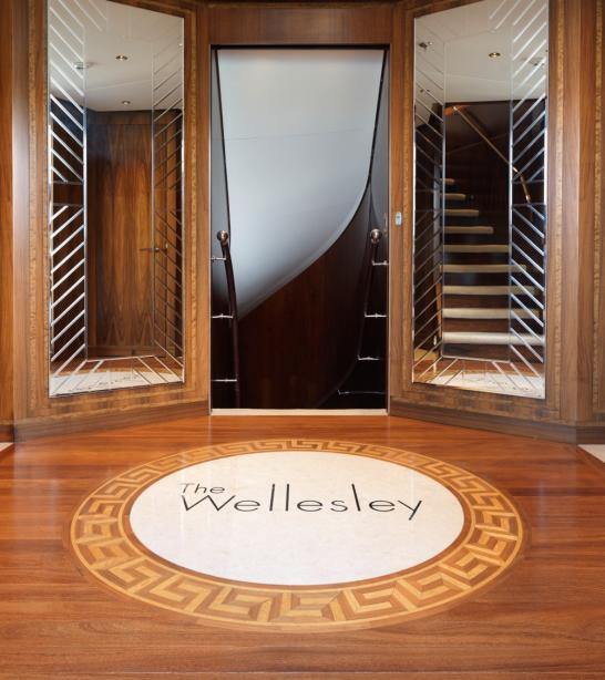 yacht The Wellesley