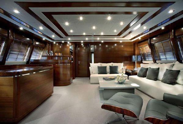 yacht Libertas