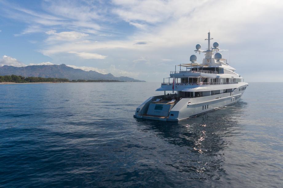 motor yacht axioma