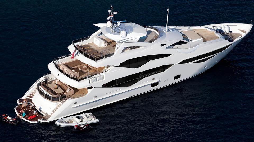 motor yacht e motion