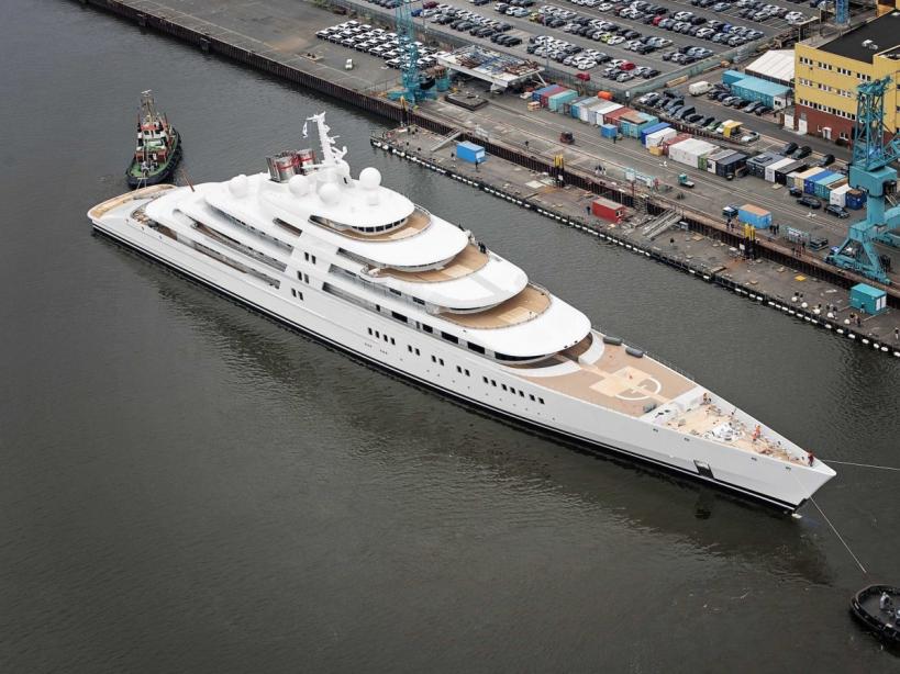 azzam yacht daten