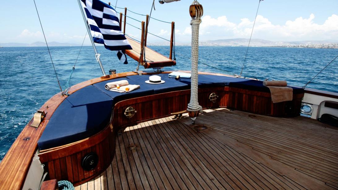 yacht Astarte