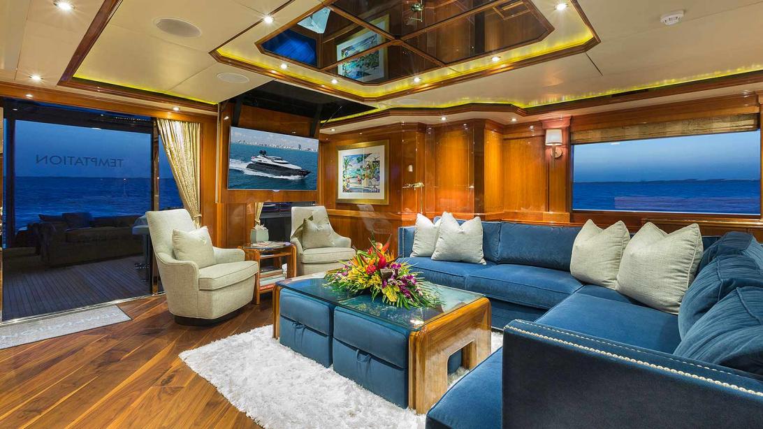 yacht Temptation