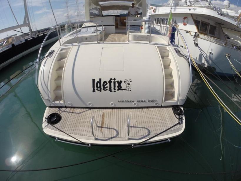 yacht Idefix