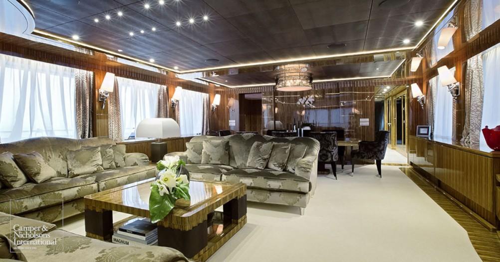 yacht Okko