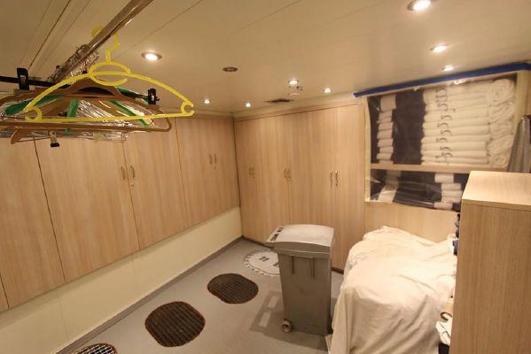 yacht O'mega