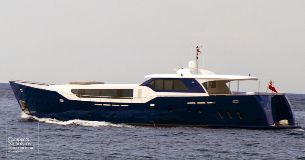 yacht AD5