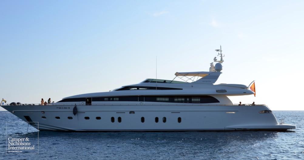 yacht Bertona