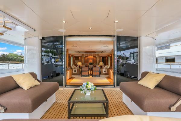 motor yacht triple 8