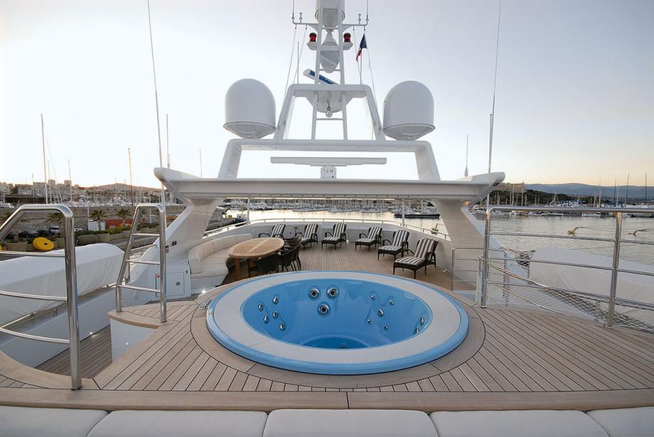 yacht Blanca