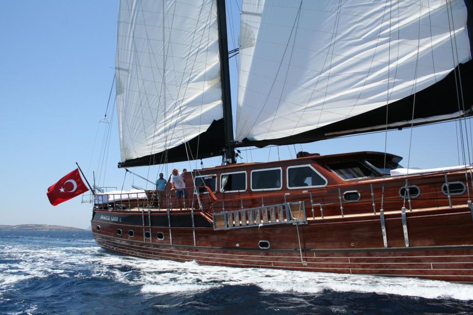 yacht Princess Karia II