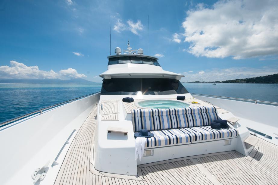 yacht Dreamtime