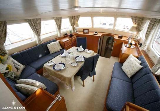 yacht Blue Leopard