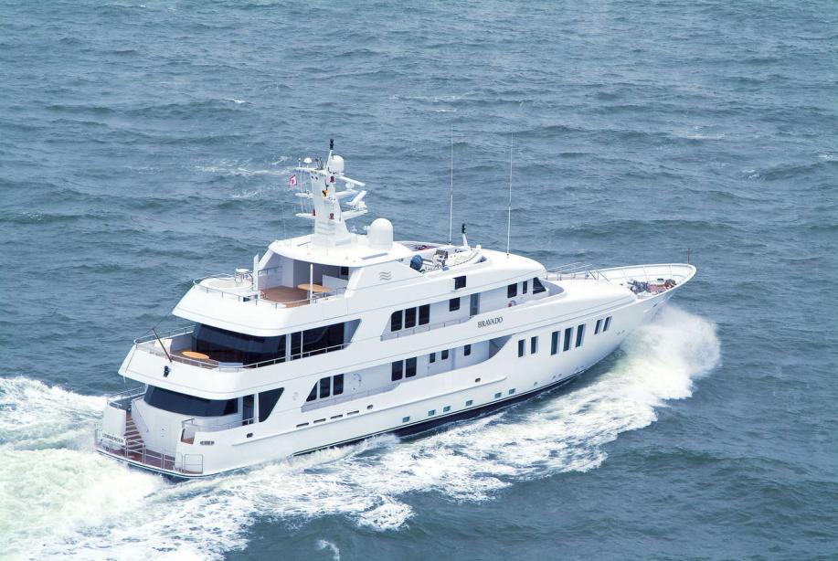 motor yacht bravado