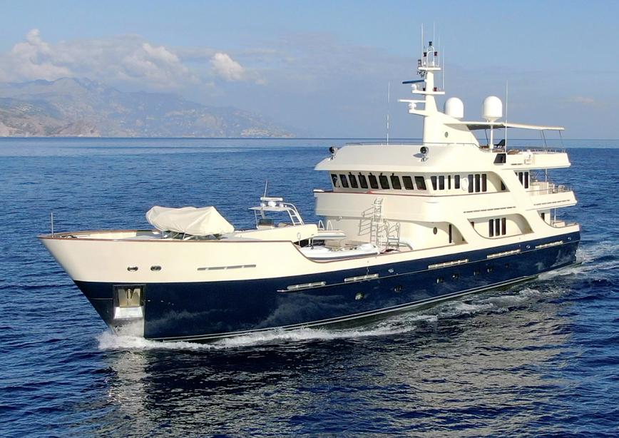 yacht Liberta