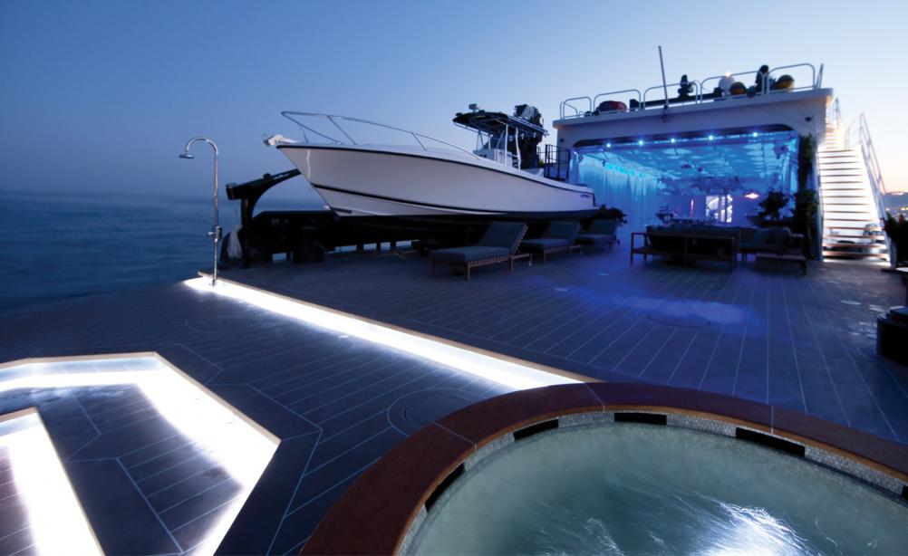 motor yacht mystere shadow