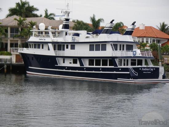 yacht Andrea Cay